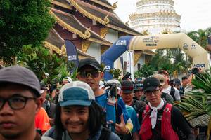 BIB: 
                            <button type="button" onclick="openModal(26906971)" class="btn btn-primary btn-sm float-right btn-popup" data-toggle="modal" data-target=".modal-high-quality">
                        <i class="fas fa-shopping-cart"></i> Add to Cart
                    </button>
                                            <button type="button" onclick="isThisMe(26906971, true)" class="btn btn-success btn-sm float-right btn-popup btn-isme hidden" data-toggle="tooltip" data-placement="bottom" title="นี่คือรูปของคุณใช่ไหม คลิกที่นี่เพื่อเอาเข้าอัลบั้ม">
                        <i class="fas fa-plus"></i> Add to album
                    </button>
                    <button type="button" onclick="isThisMe(26906971, false)" class="btn btn-warning btn-sm float-right btn-popup btn-isnotme hidden">
                        <i class="fas fa-ban"></i> Remove from album
                    </button>